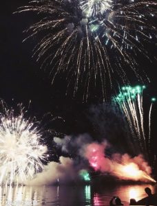 湖祭り花火